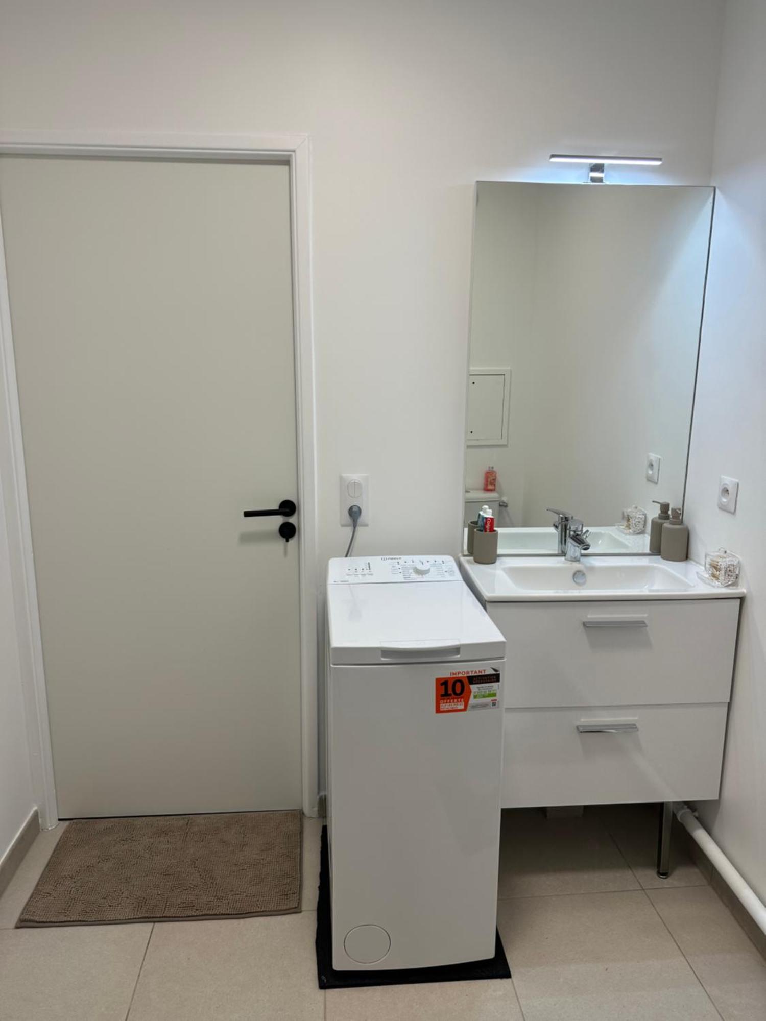Appartement 2 Pieces Neuf Avec Sont Jardin Prive Franconville  Exterior photo
